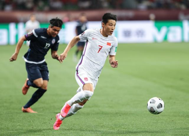 马德兴：小试牛刀意义非凡 国足暴露自身问题不少